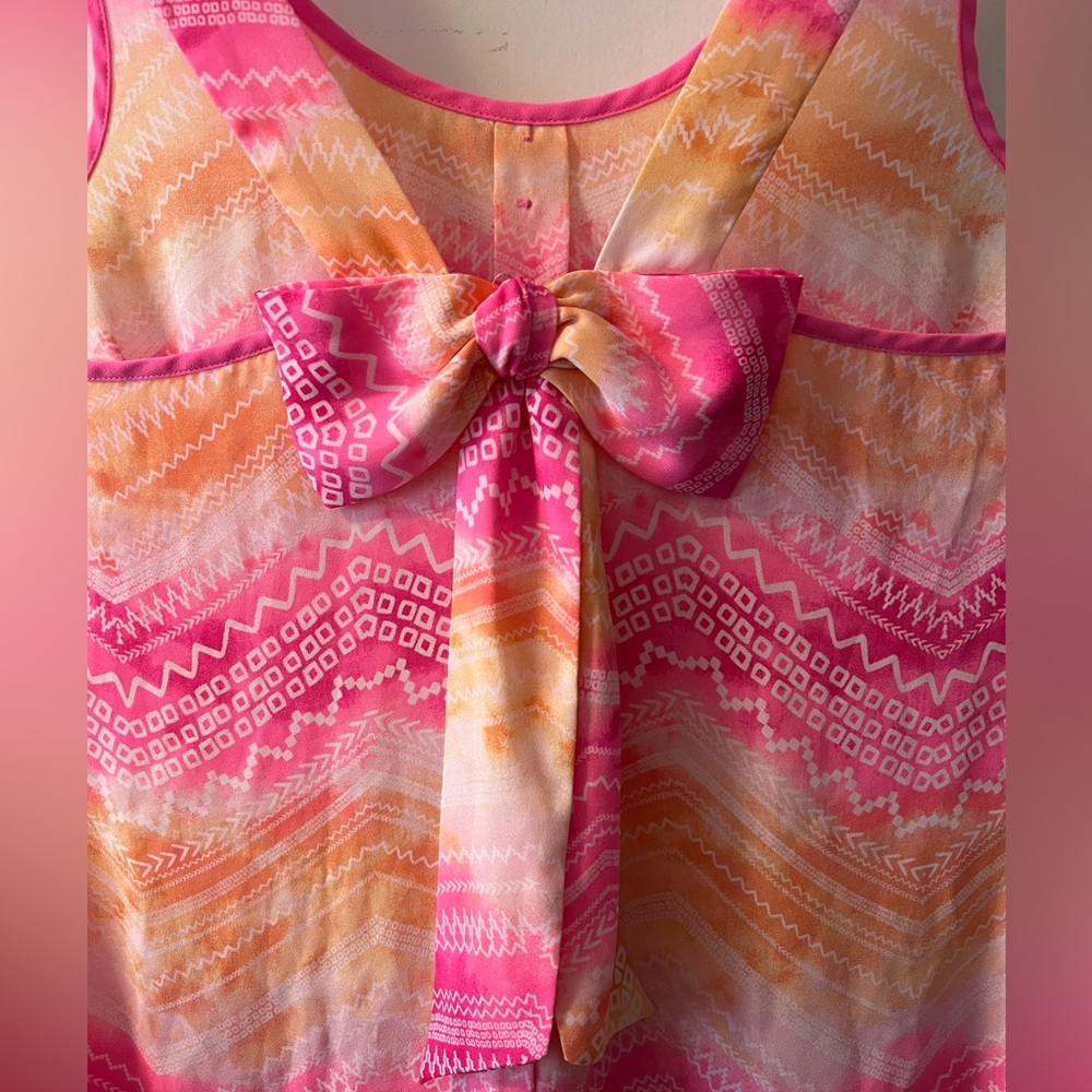 Candie’s Tank top with bow accent - Picture 3 of 3